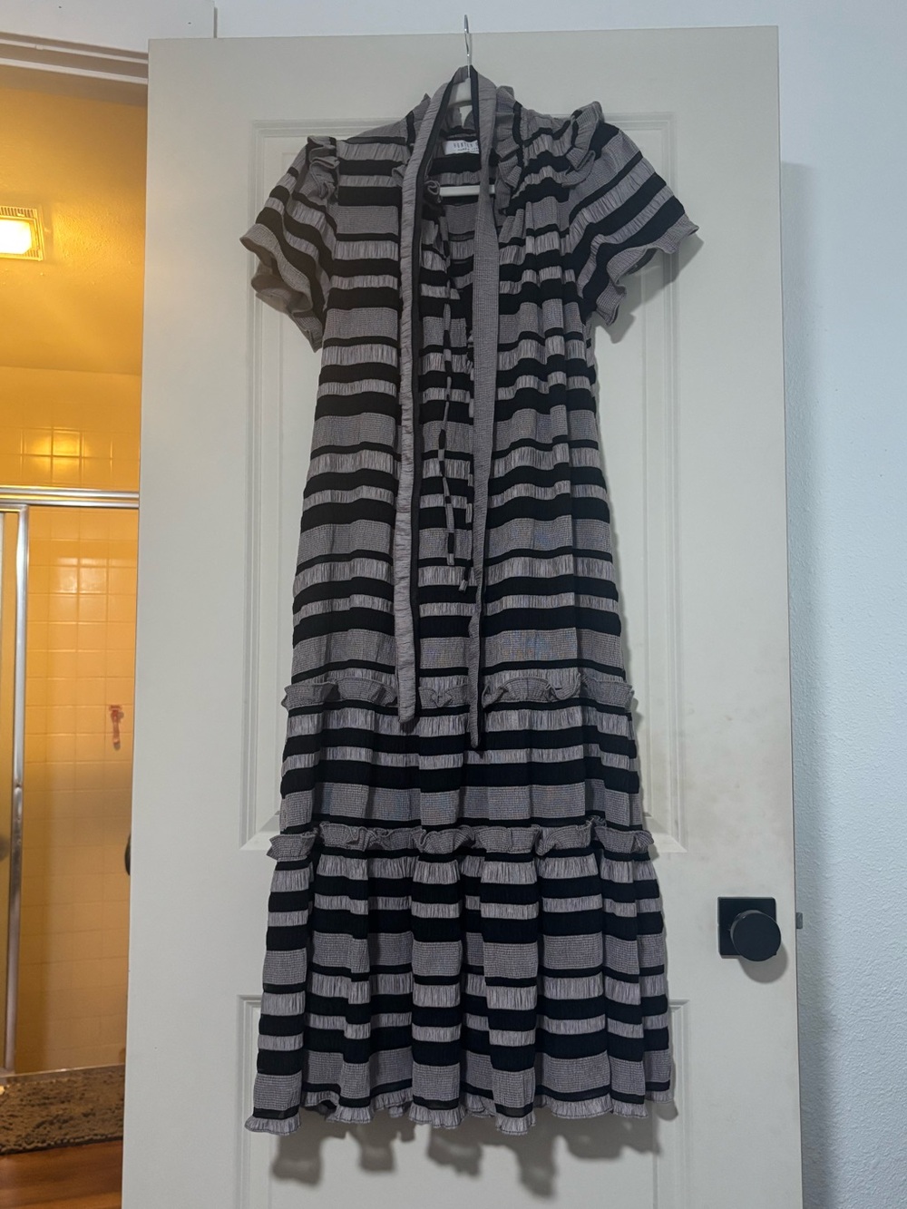 ❤️ Hunter Bell NYC Matthews Dress - Picture 3 of 6